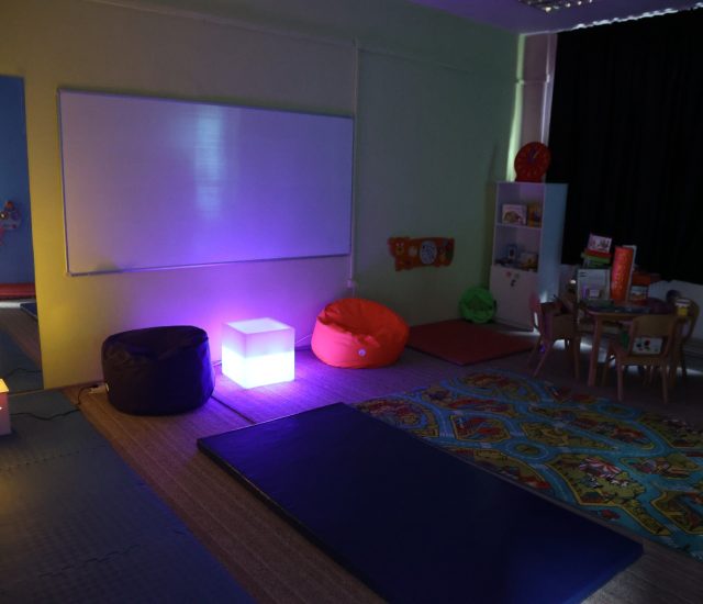 Сензорна соба: Нов простор за поддршка на учениците со попреченост во училиштето „Фаик Коница“ во Радуше