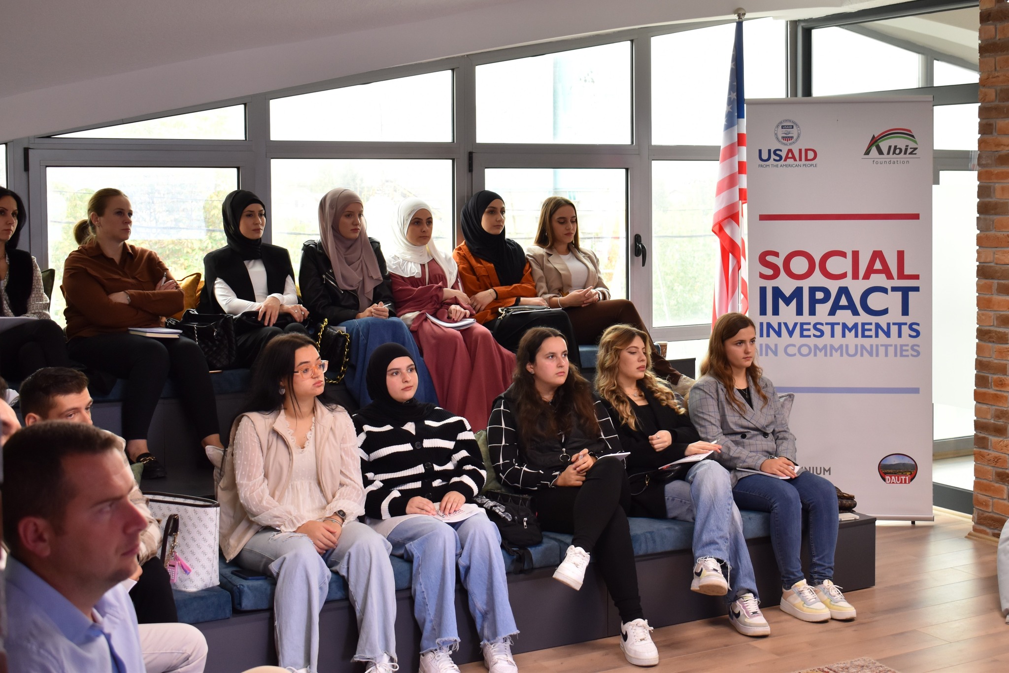 17 participants, young people, representatives of the Municipality of Saraj and local organizations, took part in the next training on the topic “Inter-sectoral facilitation”